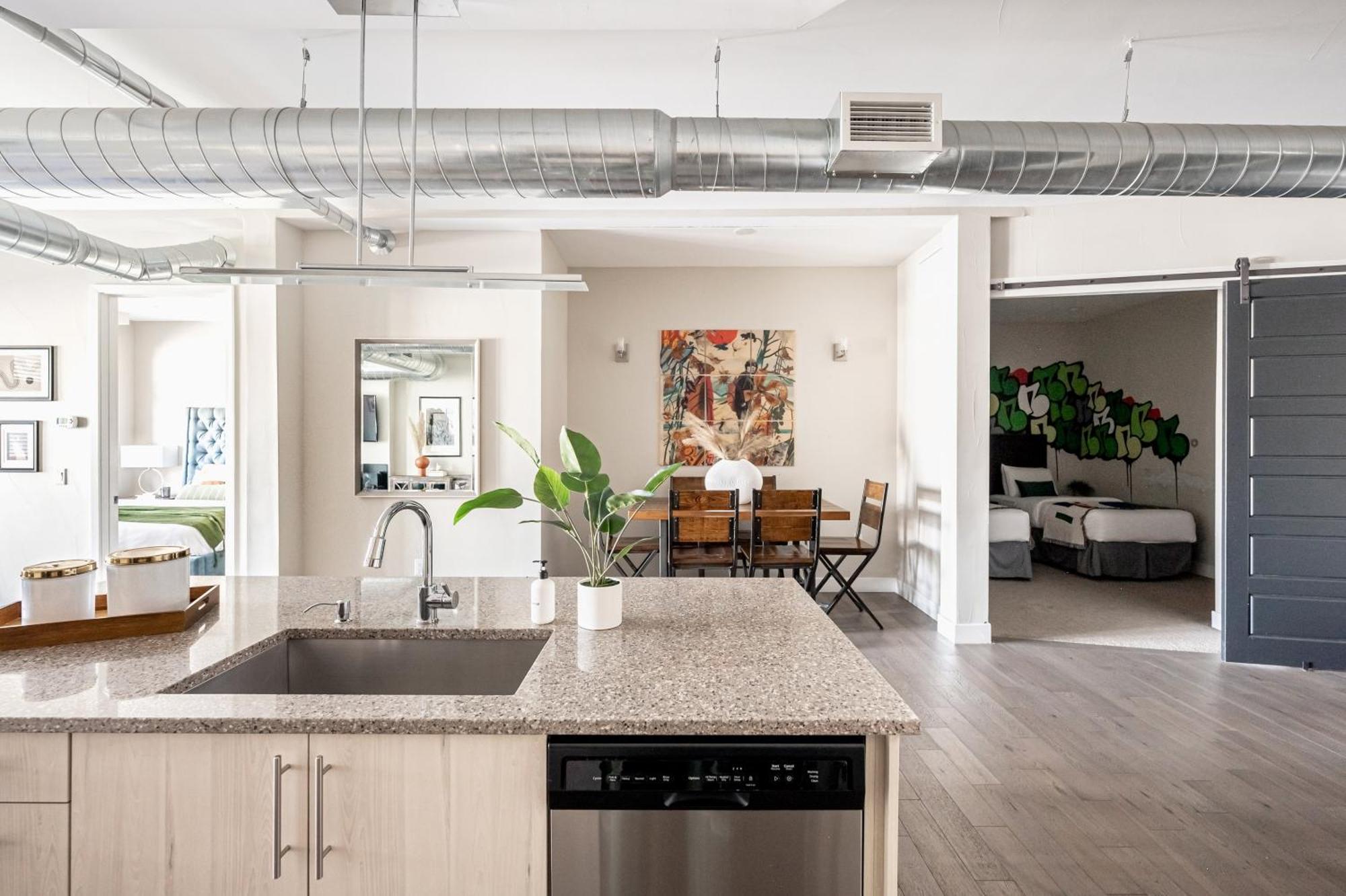 Holiday home Bright & Breezy | Rino Art Lofts *